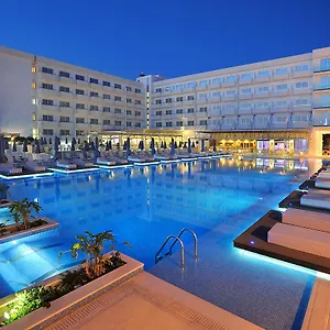 **** Hotel Nestor Cyprus