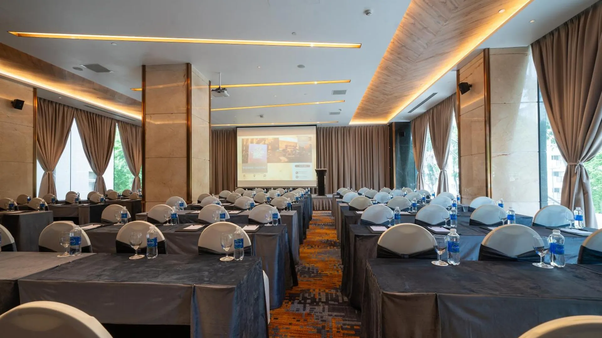 Northern Charm Hotel Ho Chi Minh City 4*,  Vietnam